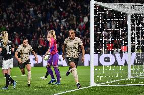 Women’s Champions League - PSG v Ajax Amsterdam