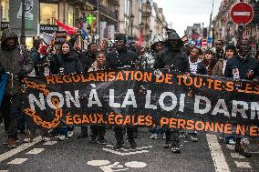 France's Top Court Rules Against Parts Of Immigration Law - Paris