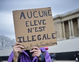France's Top Court Rules Against Parts Of Immigration Law - Paris