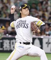 Baseball: SoftBank Hawks pitcher Hiroshi Kaino