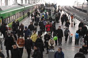 2024 Spring Festival Transport Begins in Nanjing