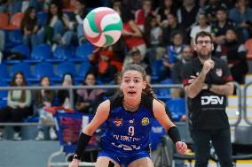 DSV Sant Cugat v Ocisa Haro Voley - Quarterfinals Volleyball Queen's Cup