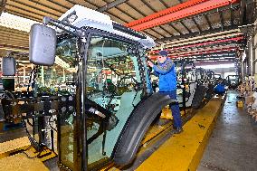A High-horsepower Tractor Manufacturing Company in Qingzhou
