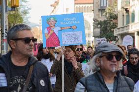Health workers demonstrate - Barcelona
