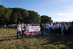 White march in tribute to Alexandra Sonac, farmer, and her daughter - Pamiers