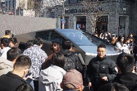 Tesla Cybertruck Displayed in Hangzhou