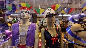 Carnival Moves Popular Commerce In São Paulo