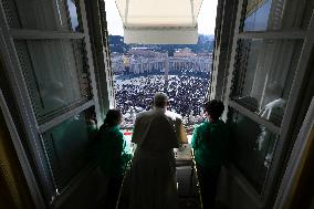 Pope Francis Leads Angelus Prayer - Vatican