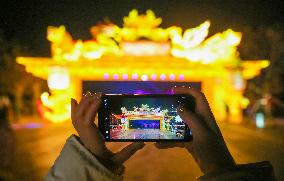 A Themed Lantern Light Show in Lianyungang
