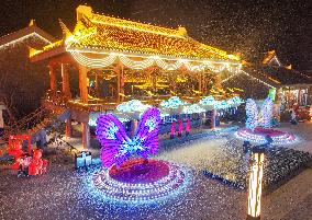 A Themed Lantern Light Show in Lianyungang