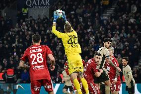 Ligue 1 - PSG v Brest