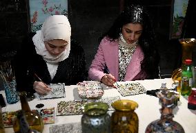 SYRIA-DAMASCUS-GLASSBLOWING-EXPO