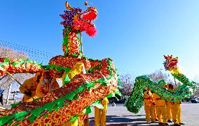 Chinese Welcome Spring Festival Holiday