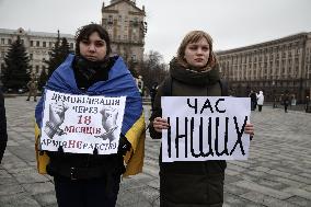 Protest to demand demobilization of military runs in Kyiv