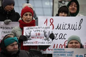 Protest to demand demobilization of military runs in Kyiv