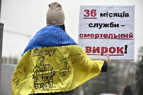 Rally in support of military demobilization held in Zaporizhzhia