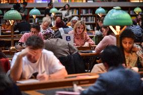 Grand Dictation at the Bibliotheque nationale de France