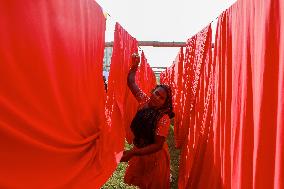 Bangladeshi Dyeing Workers - Dhaka
