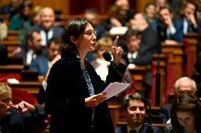 A Session Of Questions To The Government At The Senat In Paris