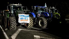 Farmers Begin 'Siege Of Paris' - Chennevieres
