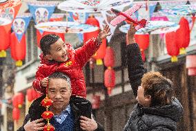 CHINA-CHONGQING-YONGXI-SPRING FESTIVAL-DECORATIONS (CN)