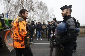 Coordination Rurale Union's Convoy Heads To Paris