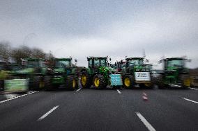 French Farmers Block The A10 Highway - Limours