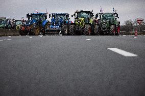 French Farmers Block The A10 Highway - Limours