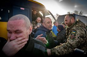 Russia And Ukraine Exchange POWs After Plane Crash