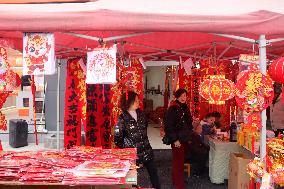 Chinese Celebrate Lunar Dragon Year