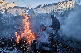 Farmers Set Some Fire Ouside The EU Parliament - Brussels