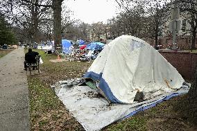 Tents for homeless in Washington