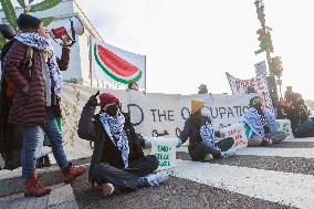 Pro-Palestine Demonstrators Shut Down DC Highway Ramps