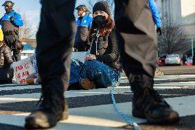 Pro-Palestine Demonstrators Shut Down DC Highway Ramps