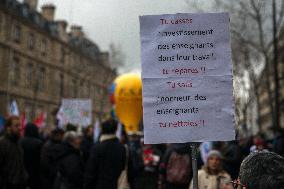 Demonstration Of The Teachers - Paris