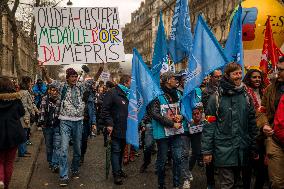 Demonstration Of The Teachers - Paris