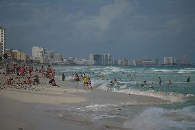 Daily Life In Cancun