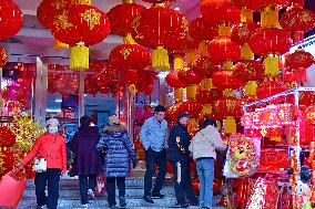 Spring Festival Retail Economy