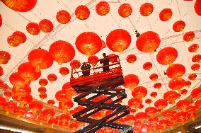 Lantern Festival Held in Dezhou