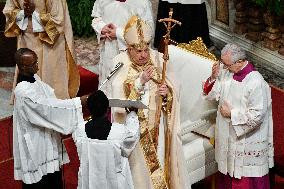 Pope Francis mass for religious orders in St Peters Basilica - Rome