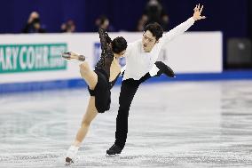 (SP)CHINA-SHANGHAI-ISU FOUR CONTINENTS FIGURE SKATING CHAMPIONSHIPS 2024-PAIRS (CN)