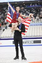 (SP)CHINA-SHANGHAI-ISU FOUR CONTINENTS FIGURE SKATING CHAMPIONSHIPS 2024-PAIRS (CN)