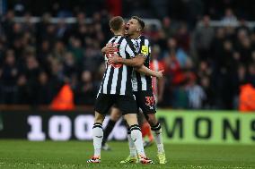 Newcastle United v Luton Town - Premier League