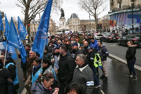 Demonstration Of Municipal Police In Paris