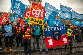 Municipal Police Demonstrate - Paris