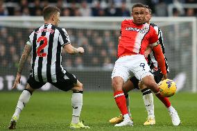 Newcastle United v Luton Town - Premier League