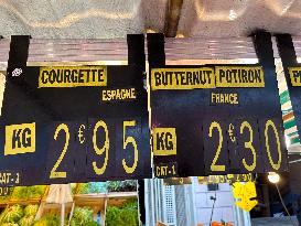 Fruits And Vegetables In A Market - Meudon