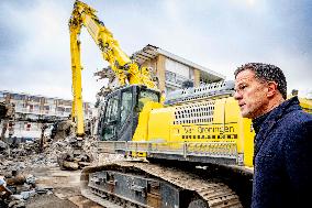 PM Rutte Visits The Disaster Site Of The Explosion - Rotterdam