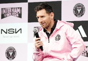 Football: Messi in Tokyo