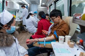 Voluntary Blood Donation in Enshi